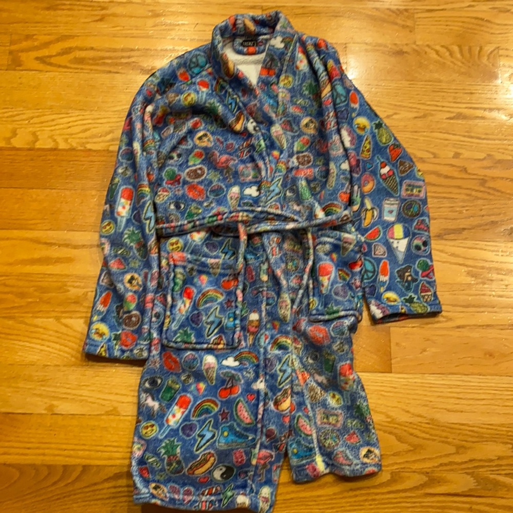 Kids fuzzy robe